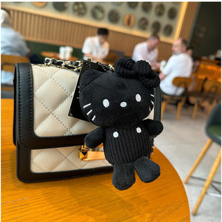 Mặt dây chuyền HelloKitty màu đen Kitty Móc khóa Mặt dây chuyền Quà tặng cô gái