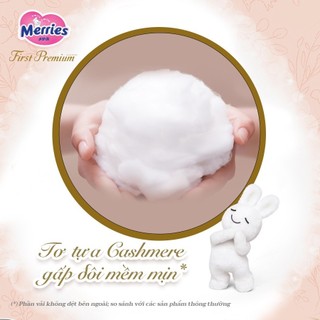 Quà - Tã dán Merries First Premium size M - 48 miếng (Cho bé 6-11kg)