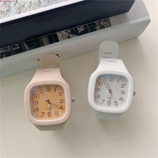 [Hàng có sẵn] Đồng hồ nữ kim chỉ số kỹ thuật số giá trị cao thời trang New Square