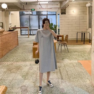 Đầm suông dài quá đầu gối cỡ lớn rộng rãi thời trang nữ mẫu dài vừa mùa hè in chữ họa tiêt trước sau TTDSA0069