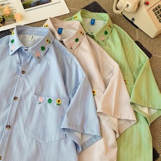 Xu hướng ve áo mùa hè mới dáng rộng phiên bản Hàn Quốc thú vị thiết kế tua rua hoạt hình họa tiết bướm Thái Hawaii đi biển áo sơ mi nam tay ngắn