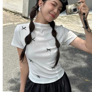 Áo thun cổ lọ tay ngắn baby tee đính nơ form ôm body tôn dáng - Sam