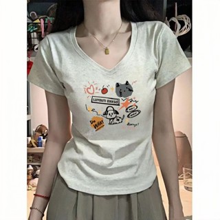 【100% cotton  Áo baby tee Áo Thun ôm body Áo y2k Phim hoạt hình in chữ V cổ áo mỏng thời trang của Mỹ
