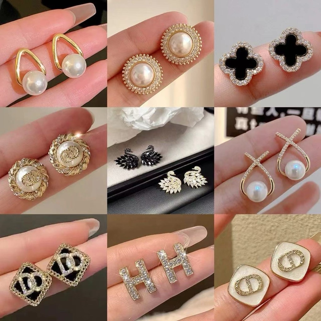 Bông Tai Hàn Quốc S925 Bạc Cô Gái