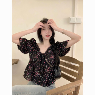 Pháp cổ chữ v ren hoa áo sơ mi nữ mùa hè 2024 thiết kế áo sơ mi mới niche loose top