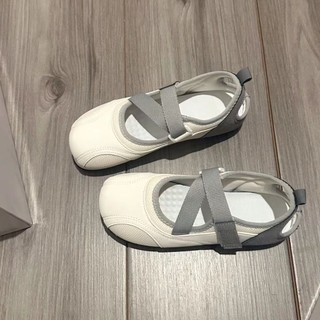 Daxingzhe Phong Cách Mới Xấu Xí Dễ Thương Giày Nữ Velcro Mary Jane Giày Nữ Đế Bằng Tất Cả Trận Đấu Giày Puff Giày