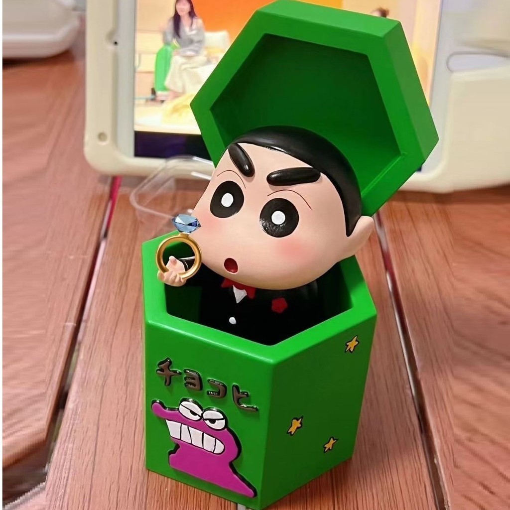 Sáng Tạo Crayon Shin-Chan Đề Nghị Búp Bê Cầu Hôn Búp Bê Shin-Chan Hộp Quà Tặng Nhẫn Crayon Shin-Chan