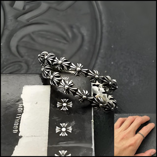  Chrome HEARTS Bạc 925 Cross Full Cross Flower Fine Ring Vintage Vintage Vintage Vintage Punk Phong Cách Phụ Kiện Đường Phố Hip Hop Rap Phong Cách Trang Sức Nhẫn Cặp Đôi Quà Tặng Ngày Lễ Tình Nhân CJ086 