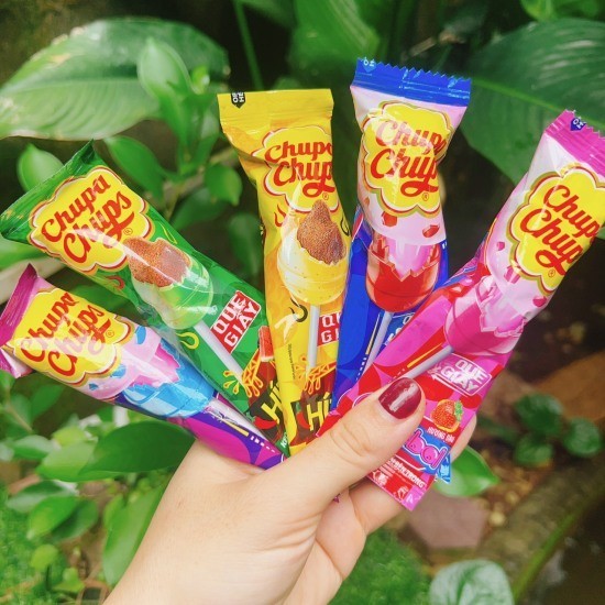 Kẹo mút Chupa Chups nhân gum thổi (gói 12g)