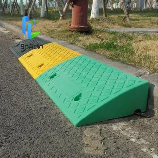 Dải ngưỡng ô tô GOFIDIN, Đường viền lề đường di động nhẹ, Đường dốc ngưỡng chịu lực nặng Bề mặt kết cấu bằng nhựa bền bỉ Bánh xe chống trượt Chock Sidewalk