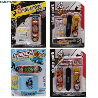 Styleavenue Mini Ngón Tay Ban Collector 'S Quà Tặng Ngón Tay Đồ Chơi Sáng Tạo Mini Ván Trượt Xe Tải Ngón Tay Xe Tay Ga Lướt Đồ Chơi Chuyên Nghiệp Ván Trượt Trẻ Em Quà Tặng Mô Hình Ván Trượt
