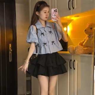  Set Áo Sơ Mi Sọc Kẻ Cộc Tay Trễ Vai Đính Nơ Bướm+Chân Váy Tầng Xòe Xinh Xắn