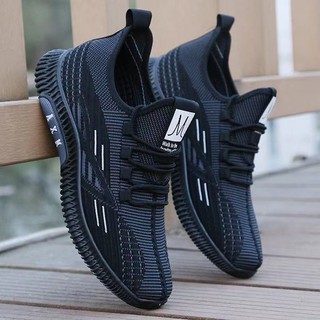 Phong Cách Mới Lưới Flyknit Thoáng Khí Thanh Niên Đệm Thể Thao Phù Hợp Với Giày Nam