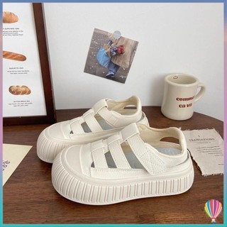 Giày Sandal Rỗng Che Mũi Dày 2024 Giày Trắng Phong Cách Mới