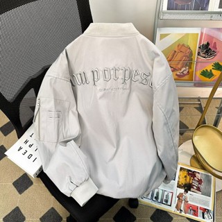 Áo khoác bóng chày rộng rãi thêu chữ, màu sắc đồng nhất, chống nước, phong cách retro Mỹ cho nam mùa xuân 2025