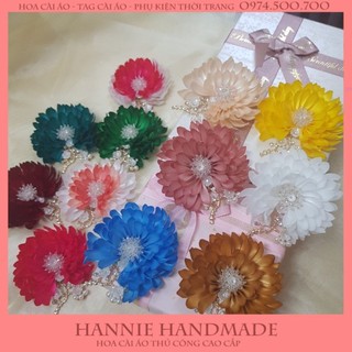 Kiểu cài áo hoa handmade có ghim, hoa cúc cài áo cài váy đầm cao cấp-