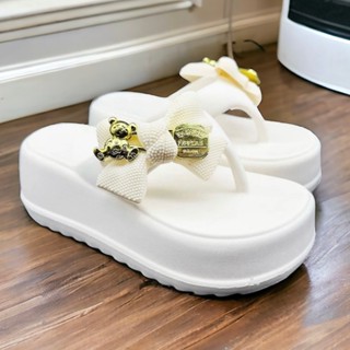 Dép xỏ ngón nữ gắn nơ gấu, dép tông đi biển độn đế 7cm chất liệu EVA siêu êm chọn tăng 2 sizeTiTan