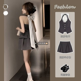 Áo Vest Hai Dây Hở Lưng Nơ Bướm Phong Cách Hot Girl Váy Xếp Ly Thon Gọn Cạp Cao Khí Chất Bộ Hai Chiếc Mùa Hè