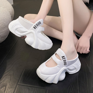 Dép sandal đa năng tăng chiều cao cho phụ nữ, mùa hè 2024, mới, đơn giản, đế dày, mũi kín, dép nửa, giày nữ thời trang