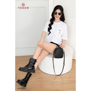 Áo cotton trắng rộng, túi đính gấu nhỏ AP535W24 - TOSON