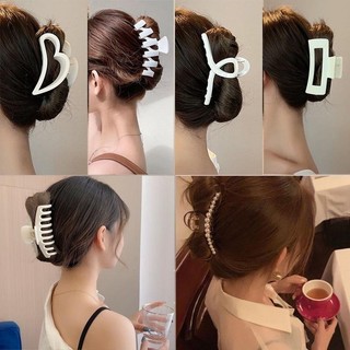Kẹp tóc Acrylic hoa ngọc trai duyên dáng thời trang Hàn Quốc dành cho nữ