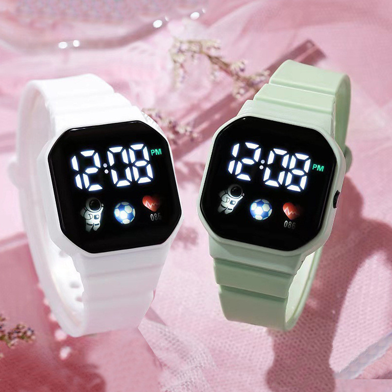 Bán chạy Đa Năng Trẻ Em Chống Thấm Nước Thể Thao Đồng Hồ Điện Tử Sinh Viên Matcha Hồng Spaceman Màn Hình Đôi Đồng Hồ Cặp Đôi Nam Nữ