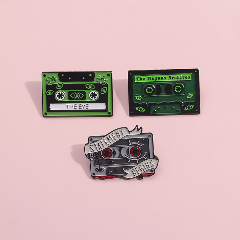 Sáng Tạo Retro Máy Ghi Âm Cassette Thổ Cẩm Chân Hoạt Hình Retro Băng Ghi Thổ Cẩm Huy Hiệu Kim Loại Ba Lô Quần Áo Phụ Kiện Quà Tặng