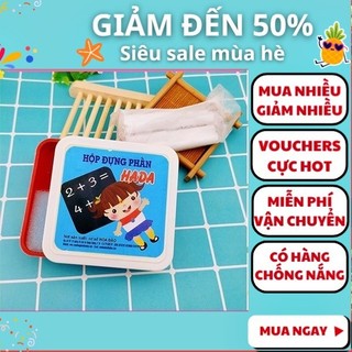 Hộp phấn học sinh bằng nhựa 9cm x 9cm ( 4 phấn trắng, 1 miếng bôi bảng )