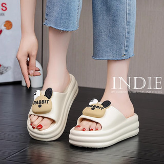 INDIE dép nữ dép bánh mì  2024 HOTSALE Giày lỗ bánh mì dễ thương Lót êm ái Phong cách Đi biển Đế êm FDL24504U4 19Z240508