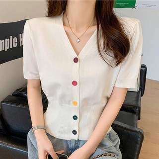 Thiết Kế Giảm Tuổi Tất Cả Trận Đấu Nút Màu Áo Len Cổ Chữ V Béo Chị Mùa Hè Phong Cách Mới Rời Áo Thun Tay Ngắn Thoáng Mát Lông Cừu Lụa Cần