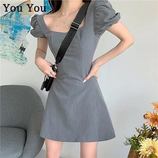 Váy ngắn tay cổ vuông eo màu trơn Váy chữ A đơn giản váy ngắn dành cho nữ