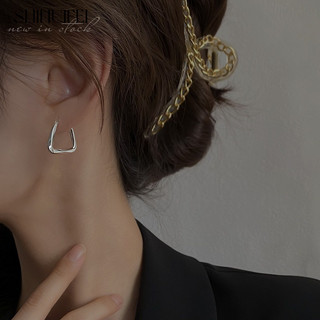 Hoa Tai Hình Vuông Thiết Kế Ngọt Ngào Cho Nữ