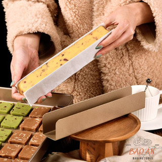 Khuôn nướng bánh quy hình chữ U bằng thép carbon chống dính