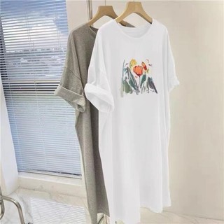 Đầm suông dài ngắn tay dáng rộng xẻ tà cỡ lớn qua gối in hình bông hoa tulip giản dị TTDSA0227