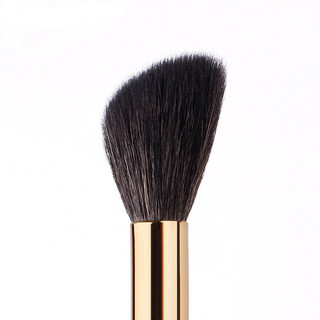 Cọ má hồng highlight