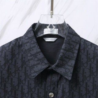 Áo sơ mi tay ngắn đầy đủ Jacquard