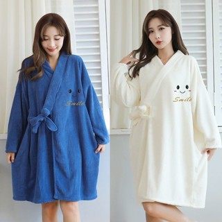 Qianqian QQ Khuyến Mãi Sản Phẩm Mới Khăn Tắm Người Lớn Áo choàng Tắm Nữ Có Thể Mặc Có Thể Bọc Dày Thấm Hút Nước Nữ Sinh Thu Đông Mềm Mại Nhanh Khô Áo choàng Tắm Đặc Biệt