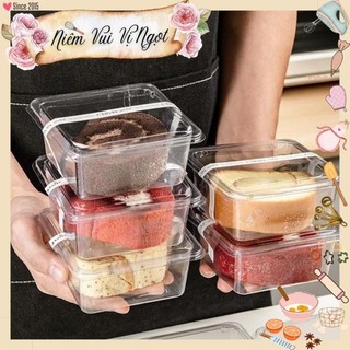 50 hộp ~ hộp nhựa vuông đựng bánh bông lan, bánh mousse, pudding, rau câu ~ w01