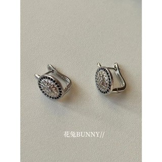 Miyan Retro Bông Tai Thanh Lịch Cũ Trường Cổ Điển Họa Tiết Cổ Điển Thiết Kế Niche Đĩa Rỗng Bông Tai Tinh Tế Bông Tai Cao Cấp