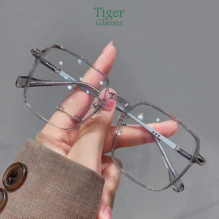 Kính cận thị thời trang -0.75 -1.25 -1.75 -2.25 -2.75 -3.25 -3.75 -4.25 -4.75 -5.25 -5.75 độ dành cho nam và nữ với tròng kính có thể tháo rời kính chống ánh sáng xanh TX-077