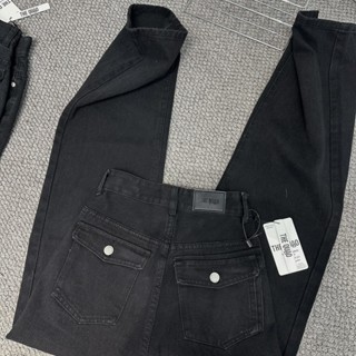 Quần Jean Nữ THE QUAO Lưng Cao Ống Suông Túi Hộp Màu Đen R1404_417