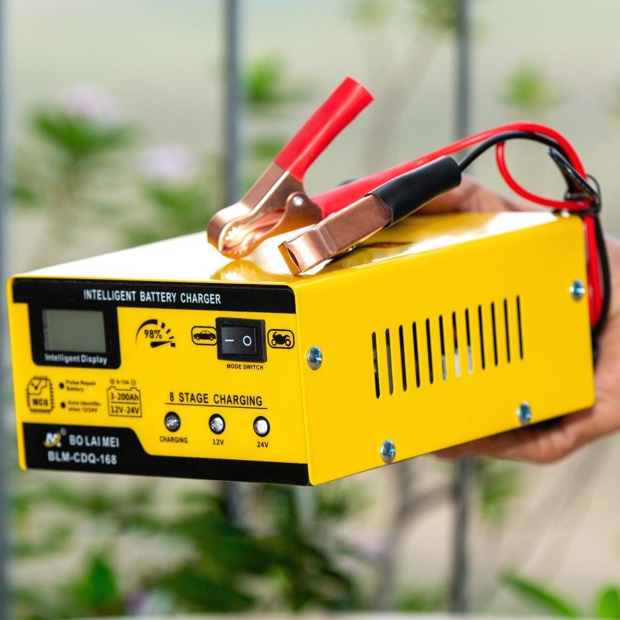Sạc bình acquy oto 12v 24v - 200ah tự động ngắt khi đầy - Sạc BTN acquy thông minh  mẫu mới màu vàng