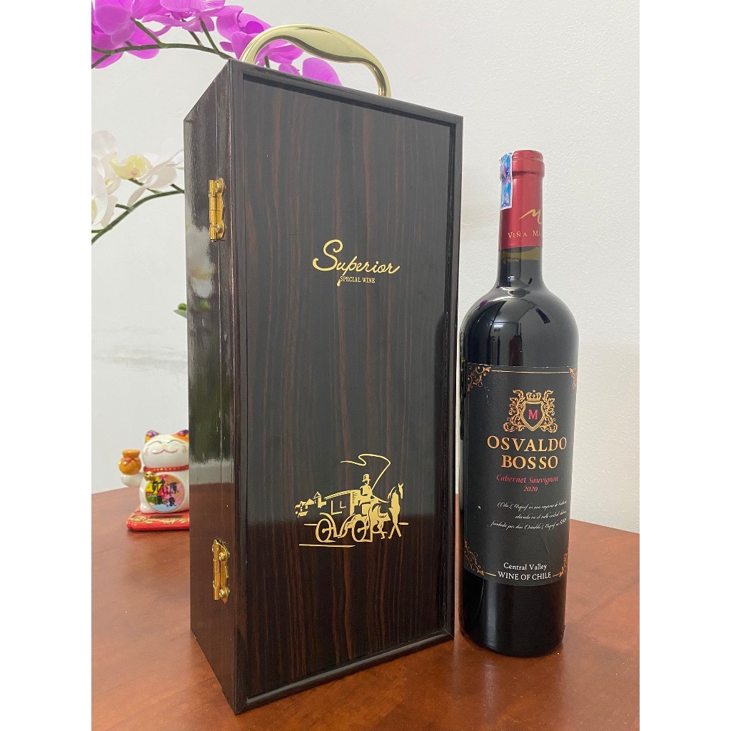 Quà tặng 1 chai Vang Chile Osvaldo nhập khẩu - Hộp SM đen