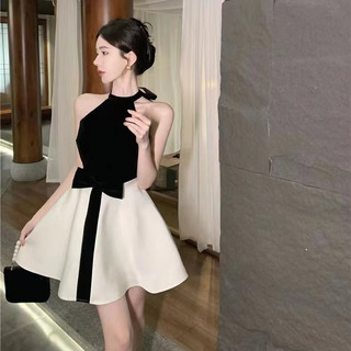 Đầm dự tiệc Váy body Đầm babydoll Váy cottagecore Thiết kế đẹp Đầm nhỏ tuyệt đẹp Mùa hè 2024 Phong cách mới Váy dây đeo vai rò rỉ