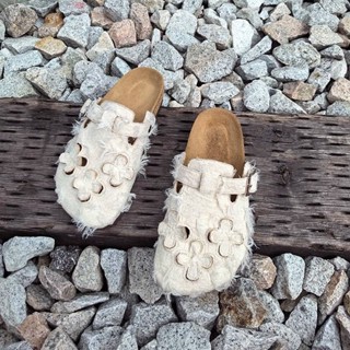  Giày Birkenstock rỗng thủ công da mềm đế nút chai retro giày Birkenstock cho phụ nữ dép lười kín mũi cá tính 