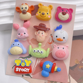 Hình dạng đầu Winnie the Pooh sticker dép crocs charm crocs jibbitz để trang trí dép chữ h crocs dép lê dép tổ ong