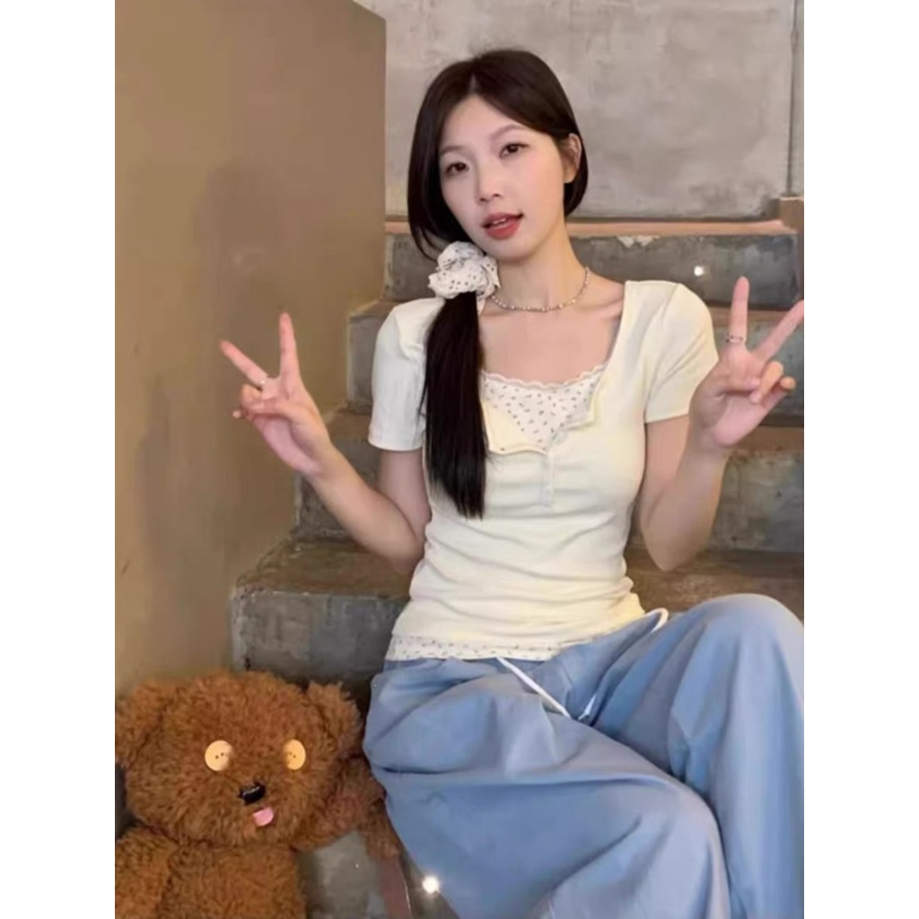 Meet-Adm Áo Thun Nữ  Cổ Tròn Giá 2 Lớp Viền Ren Hoa Nhỉ Ngắn Tay Phong Cách Tiểu Thư Hàn Quốc Coquette | BigBuy360 - bigbuy360.vn