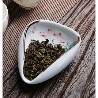 Cung nhãn trà bằng sứ (Dụng cụ trà đạo)