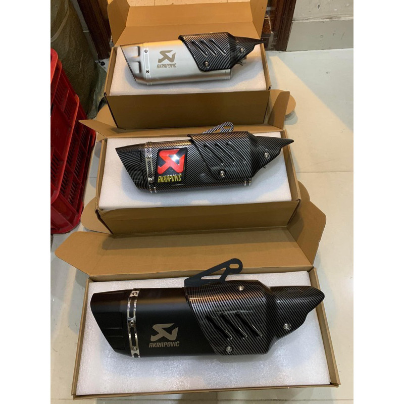 Pô Ak R1 / Lon Pô Akrapovic  R1 Tem khắc Lazze Đủ 3 Màu