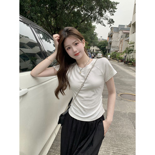 Áo thun nữ hở lưng Hottie